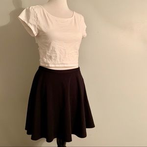 American Eagle Outfitters  Short Sleeve Crop Top